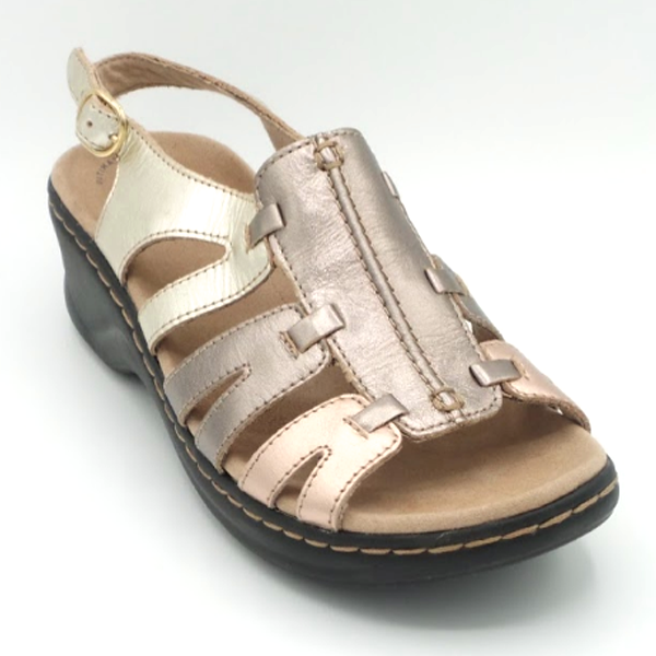 leather sandals clarks